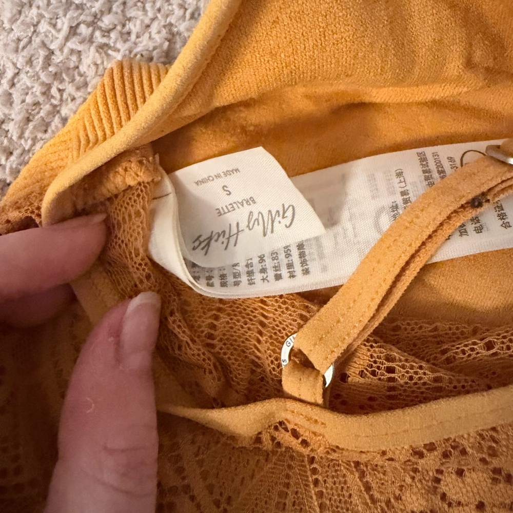Mustard Ribbed V-Neck Bralette - Picture 3 of 3